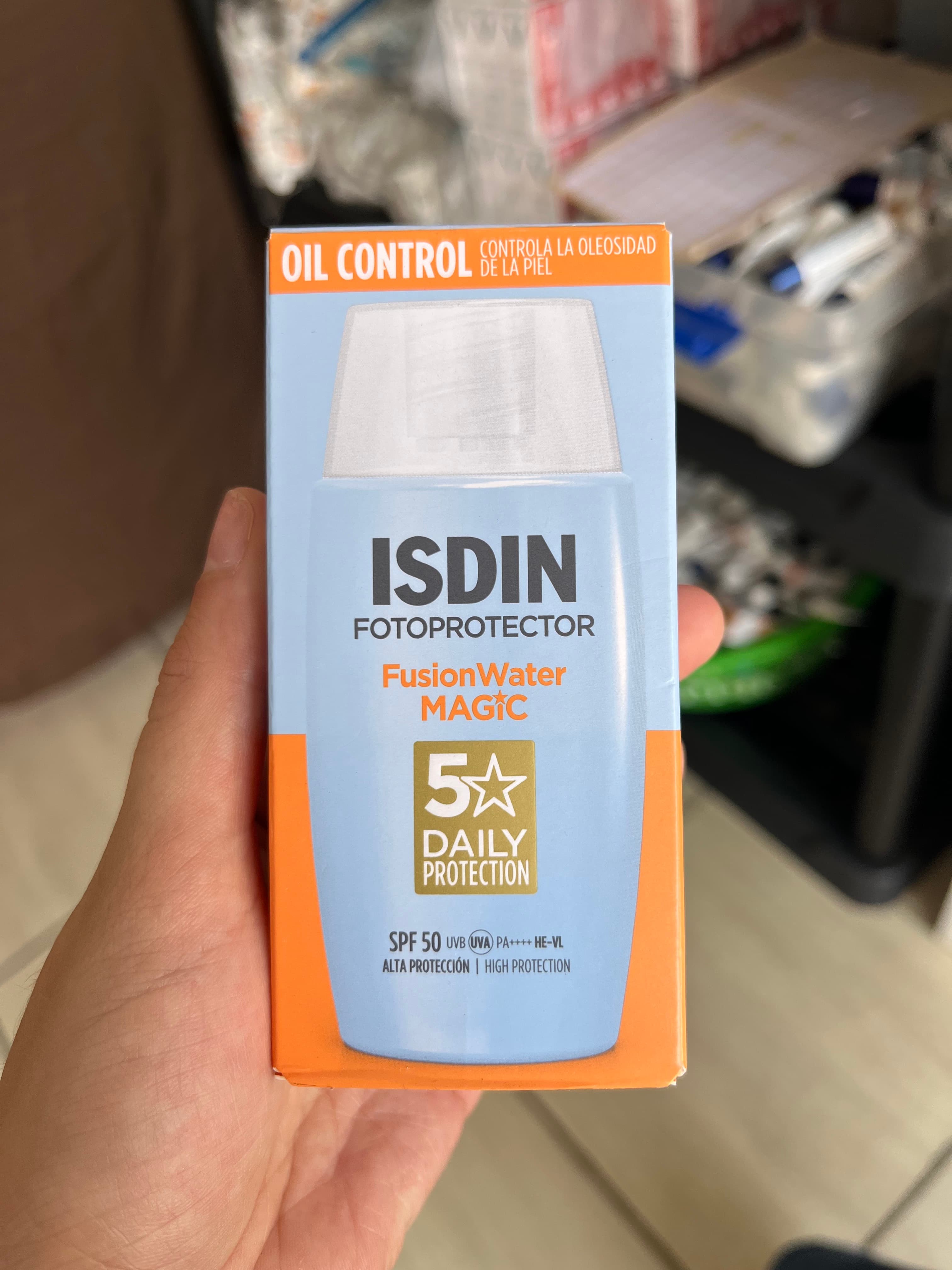 Bloqueador solar magic bronze 50ml de ISDIN