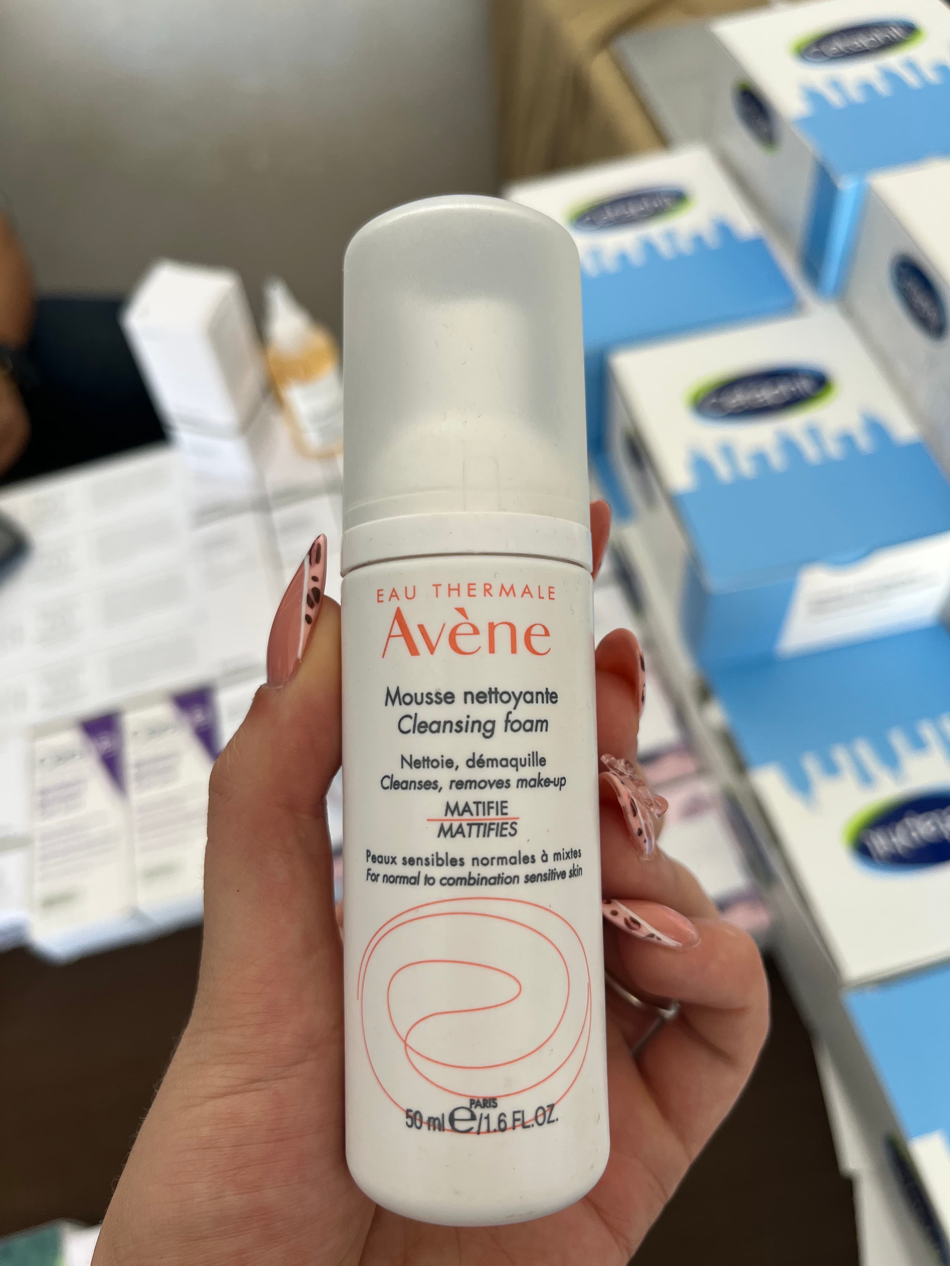 Espuma limpiadora de AVENE